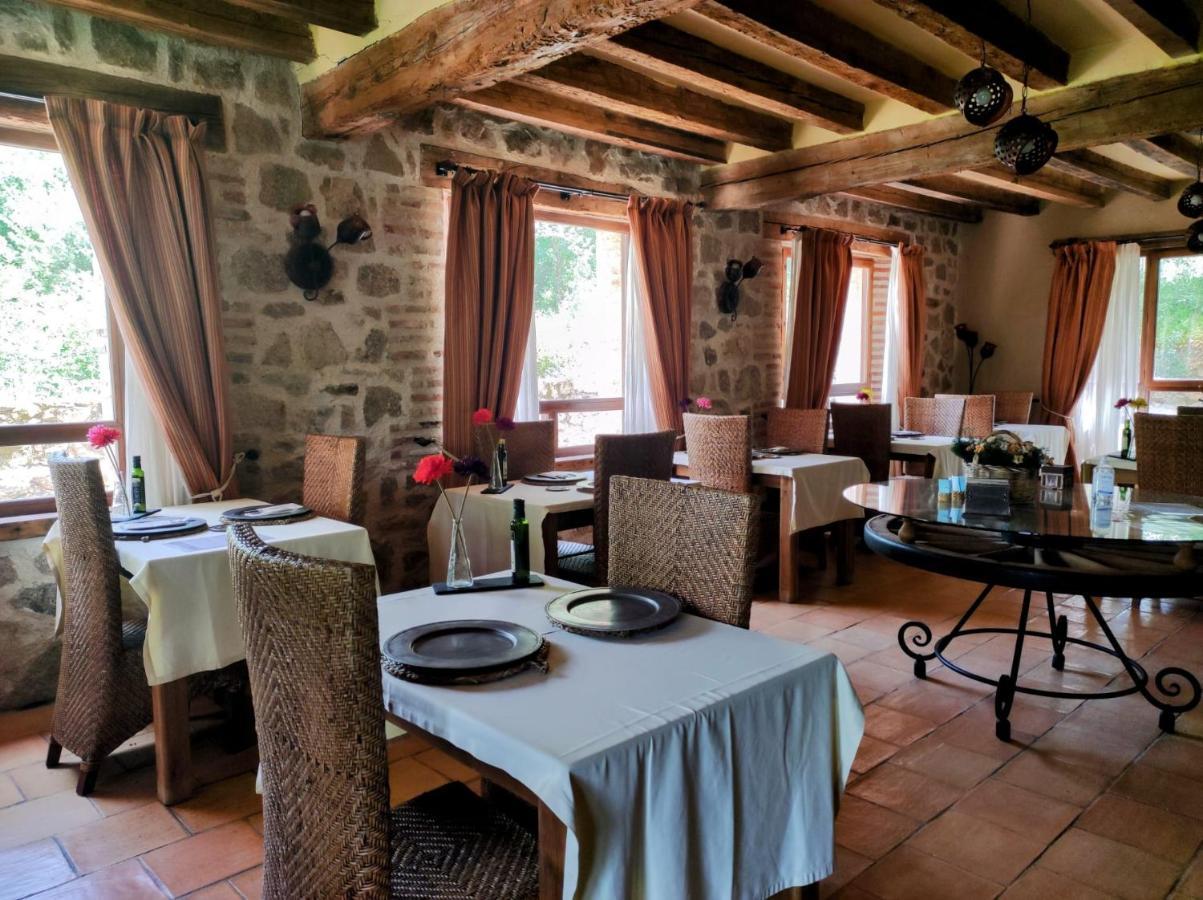 Posada Restaurante Fuenteplateada Collado Hermoso Kültér fotó