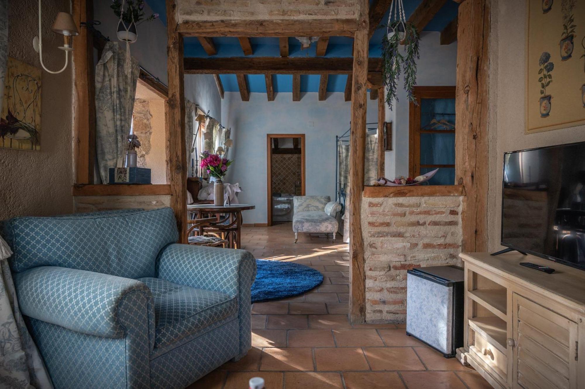 Posada Restaurante Fuenteplateada Collado Hermoso Kültér fotó